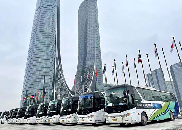 海康威視出游活動，佳馳提供用車服務